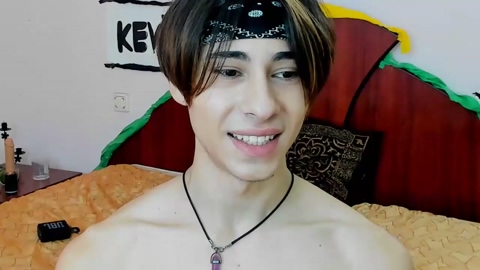 kevin_hug  29-09-2022